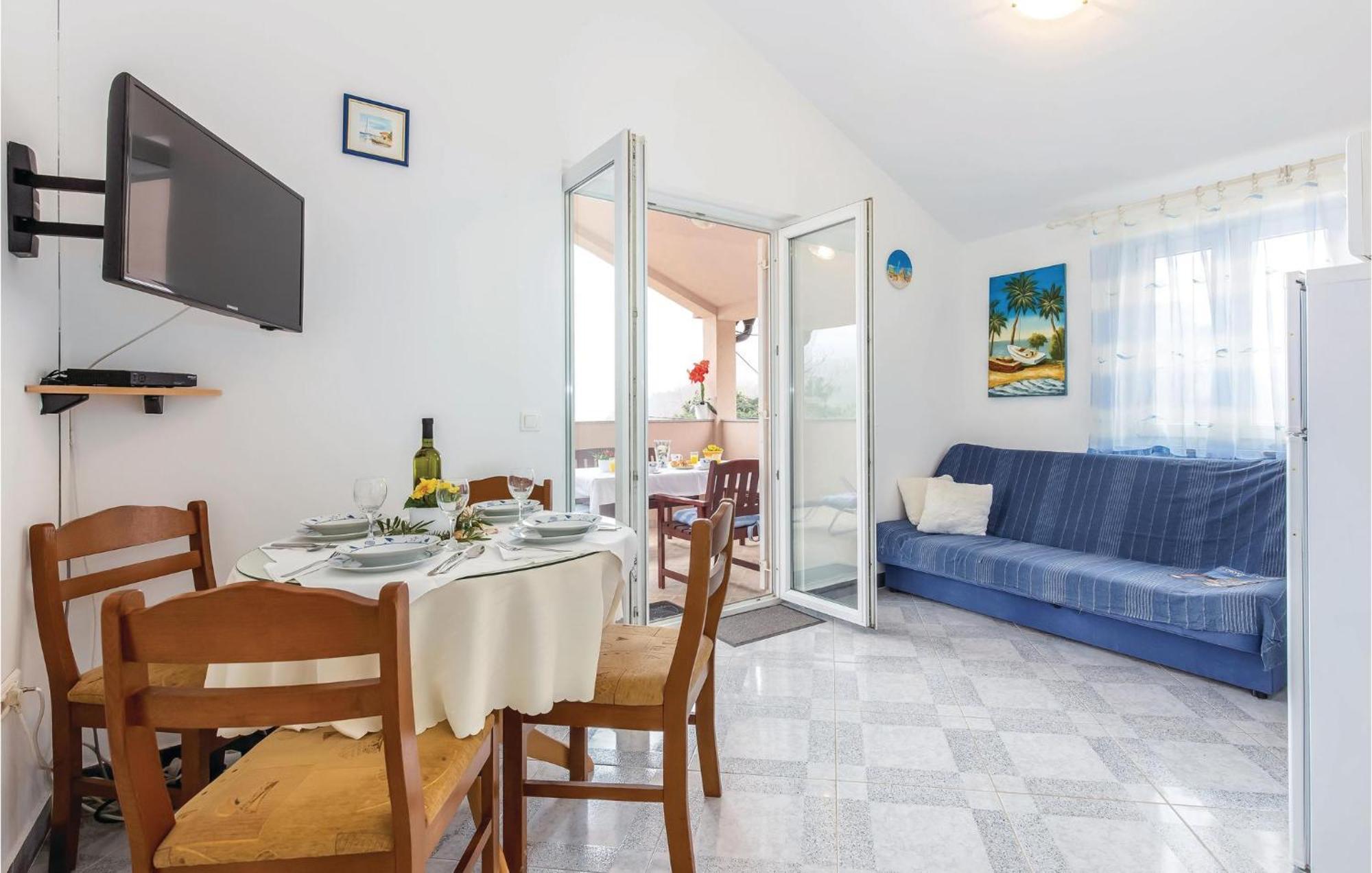 1 Bedroom Stunning Apartment In Bakarac Εξωτερικό φωτογραφία